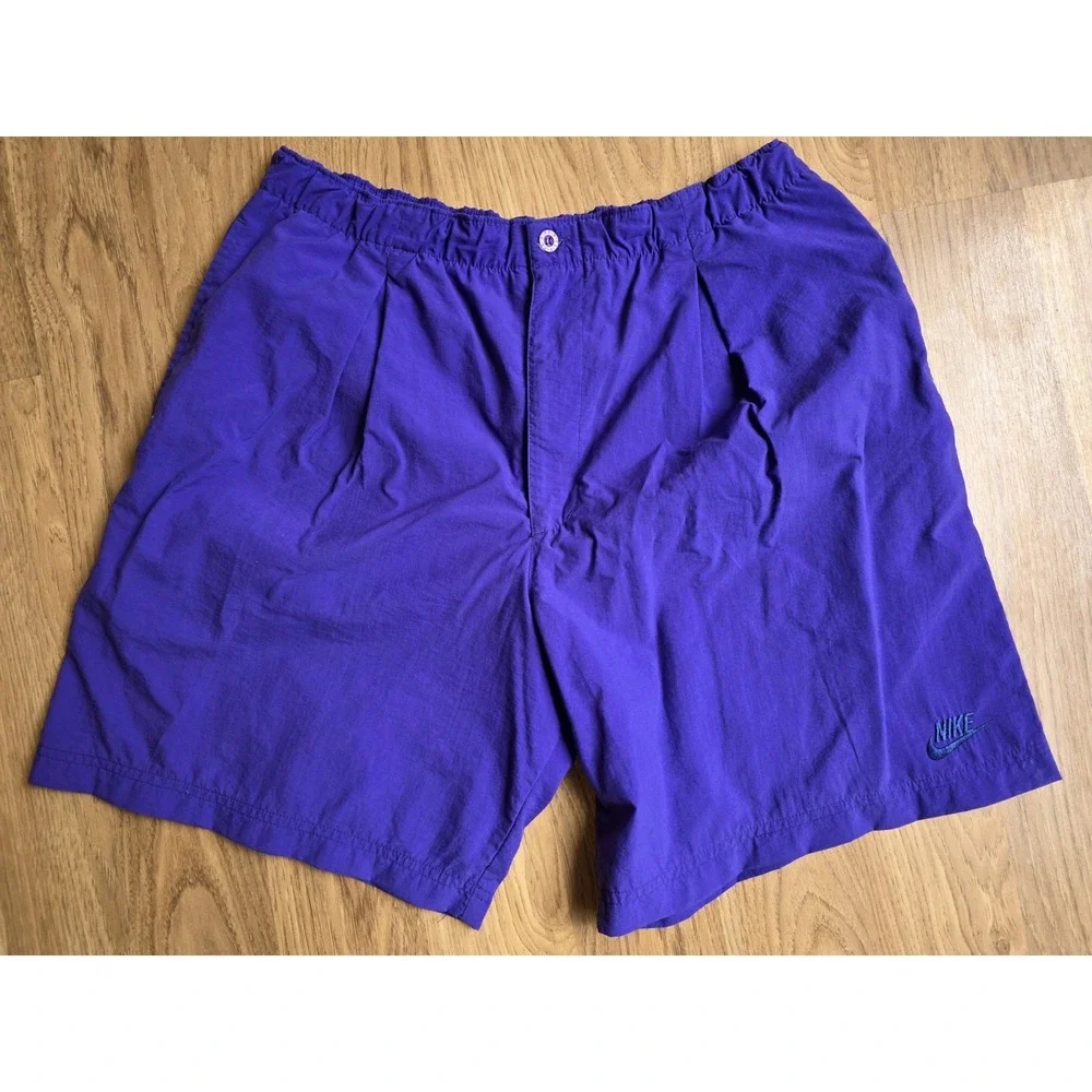 Vintage Nike Pleated‎ Shorts Purple Size Medium Nylon 90s Elastic Athletic